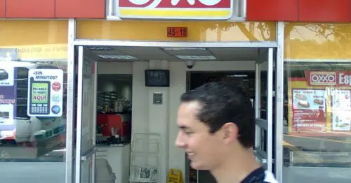OXXO CARRERA 13 CON 45 OXXO CARRERA 13 CON 45